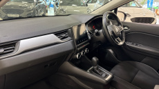 Renault Captur 1.3 TCE 140 Iconic 5dr EDC Petrol Hatchback